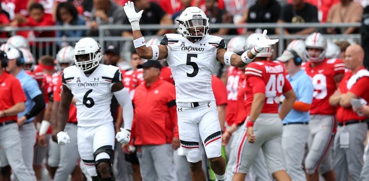 CFB Saturday Best Bets: Cincinnati and Ohio State Still in the Playoff Hunt