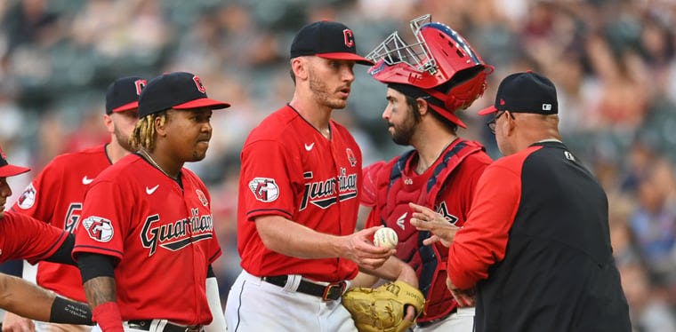  Guardians manager Terry Francona relieves pitcher Trevor Stephan